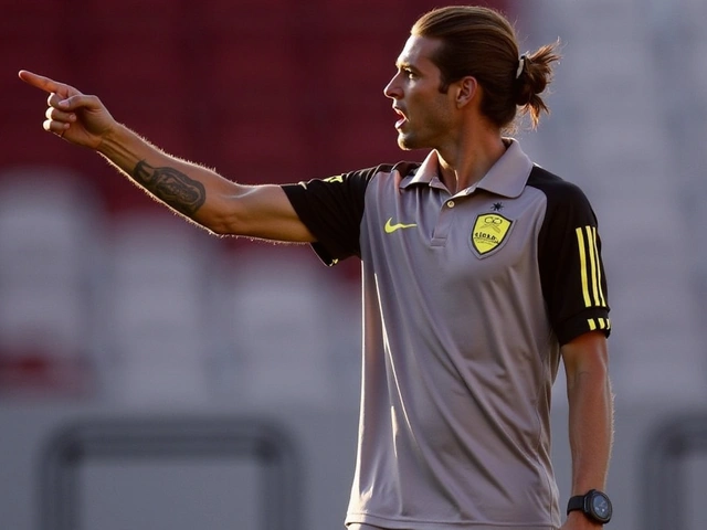 Filipe Luis aborda futuro como possível técnico do Flamengo após saída de Tite